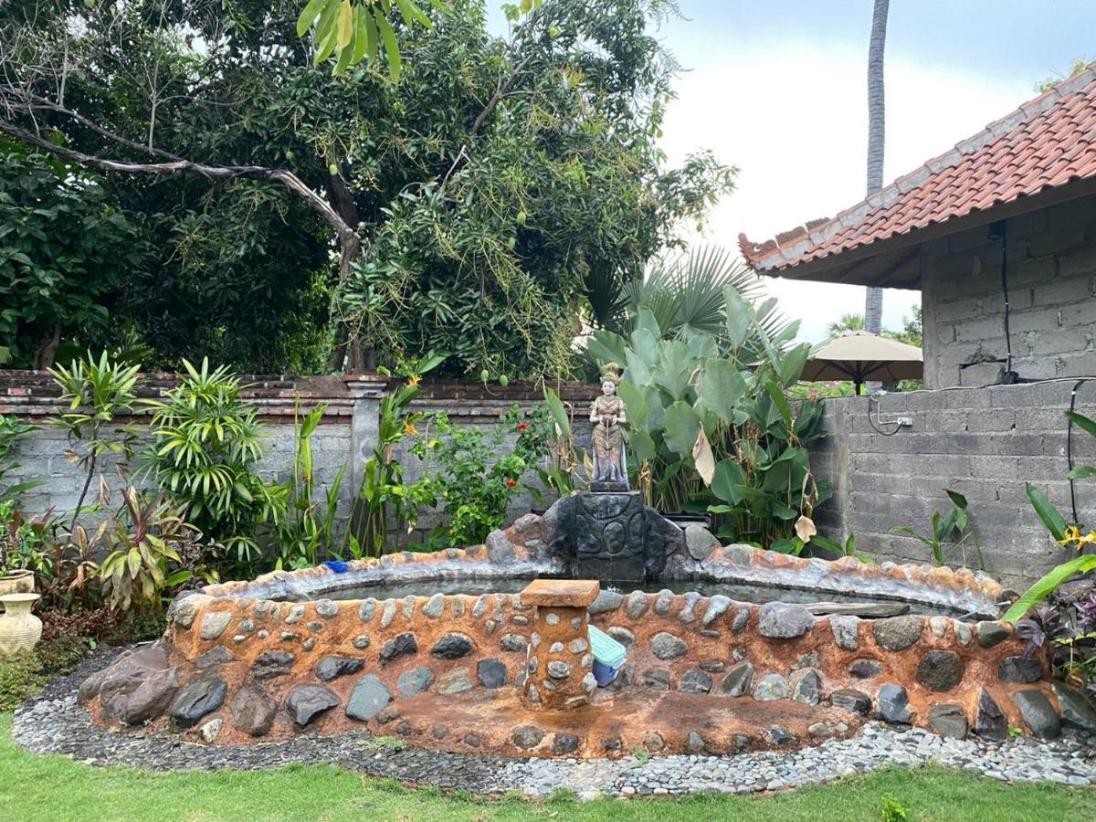 Badini Homestay Pemuteran  Exterior photo